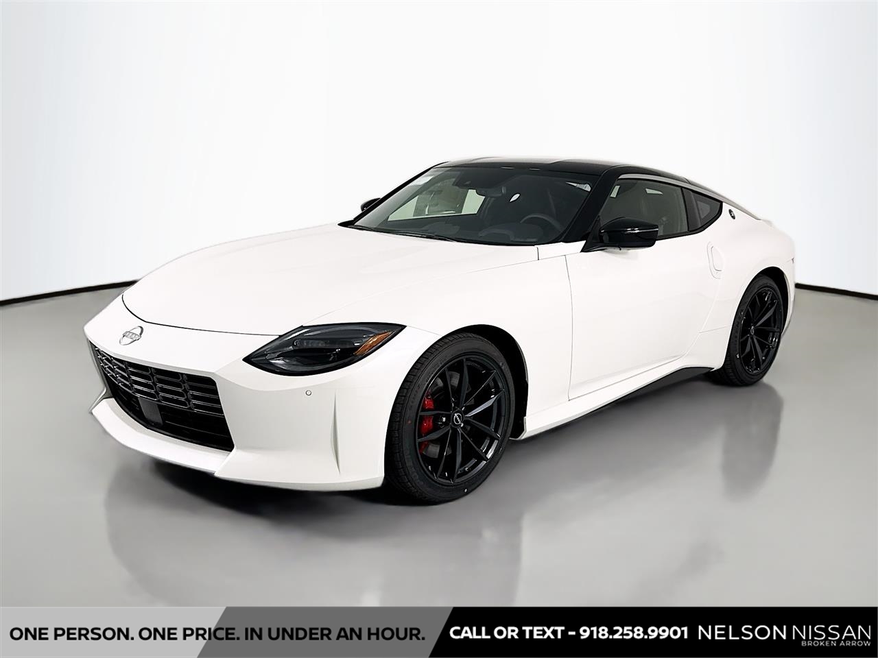 New Pearl White Tricoat/Super Black 2026 Nissan Performance for New Pearl White Tricoat/Super Black 2026 Nissan Performance for