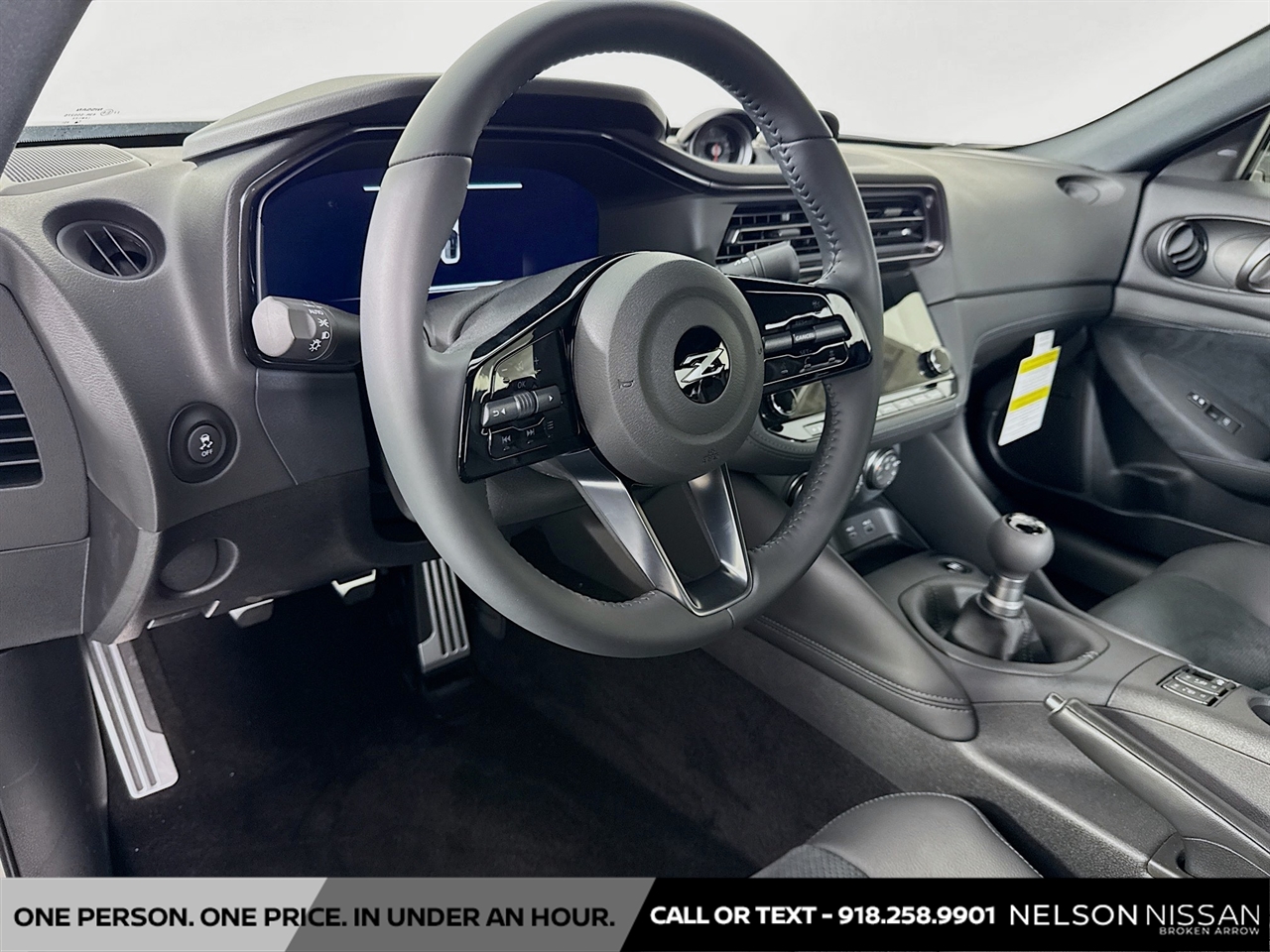 New Pearl White Tricoat/Super Black 2026 Nissan Performance for