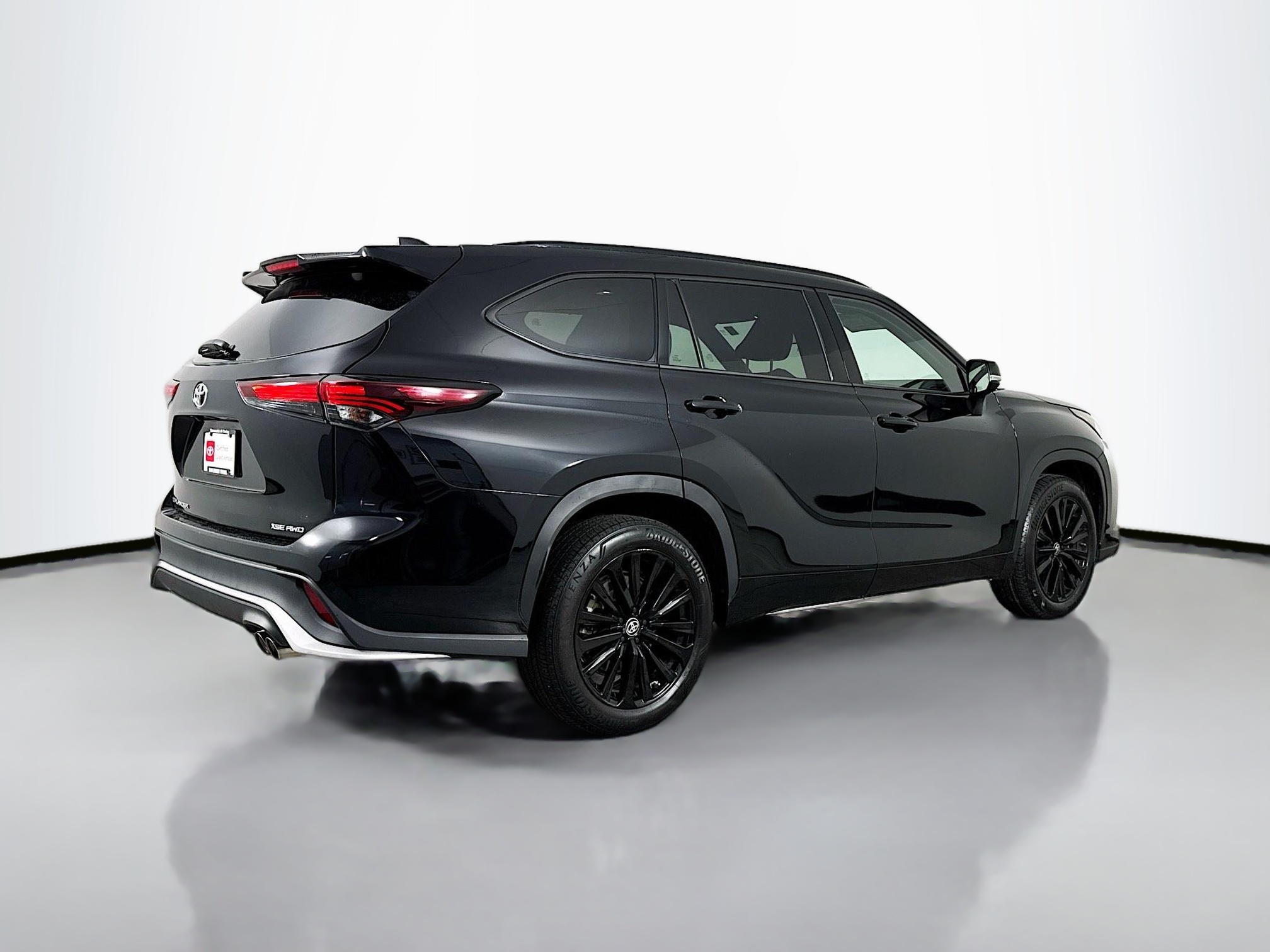 CPO Midnight Black Metallic 2025 Toyota Highlander XSE for Sale in
