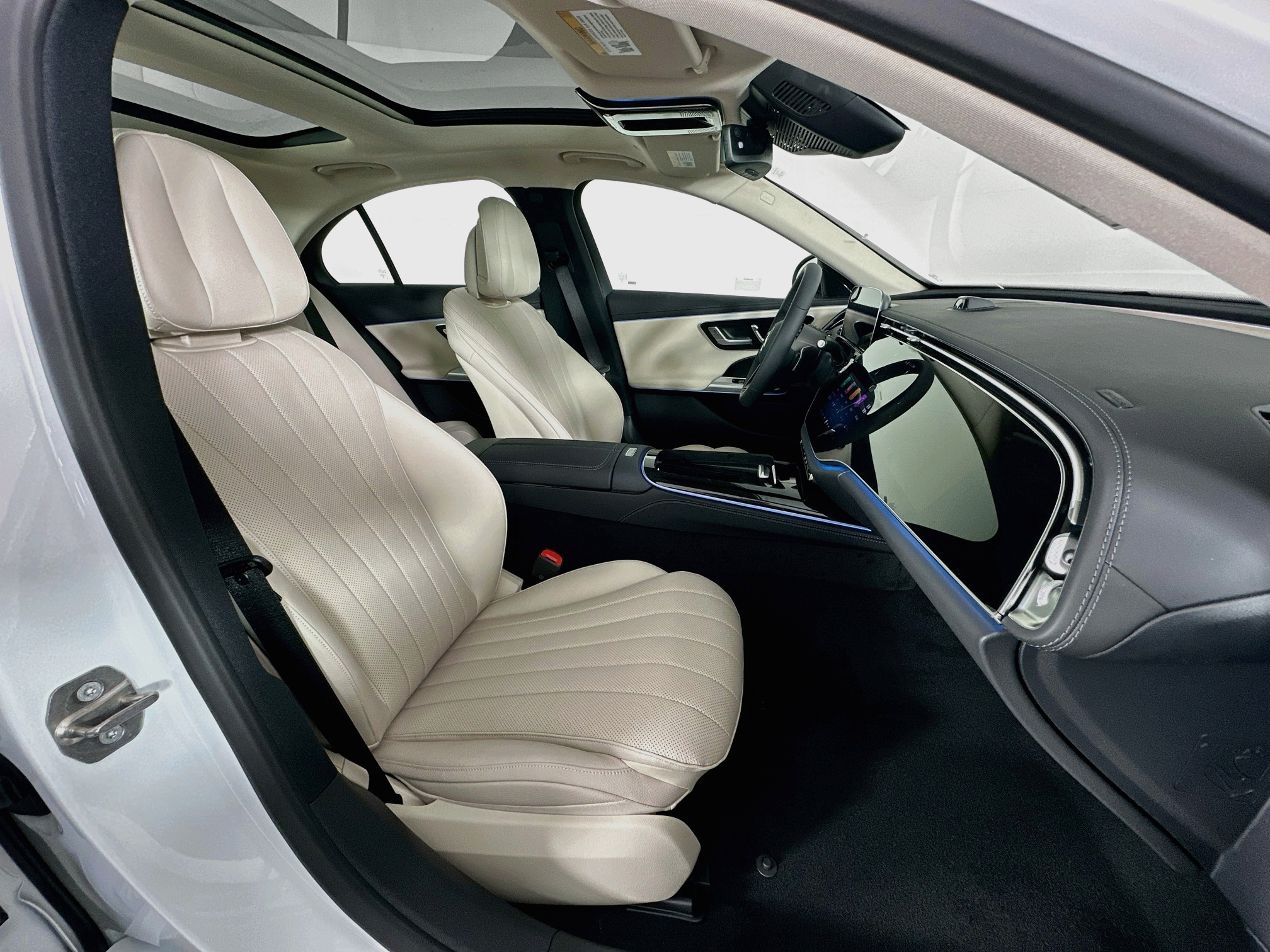 New 2027 Mercedes-Benz E-Class Sedan in Naples #A324864 | Mercedes