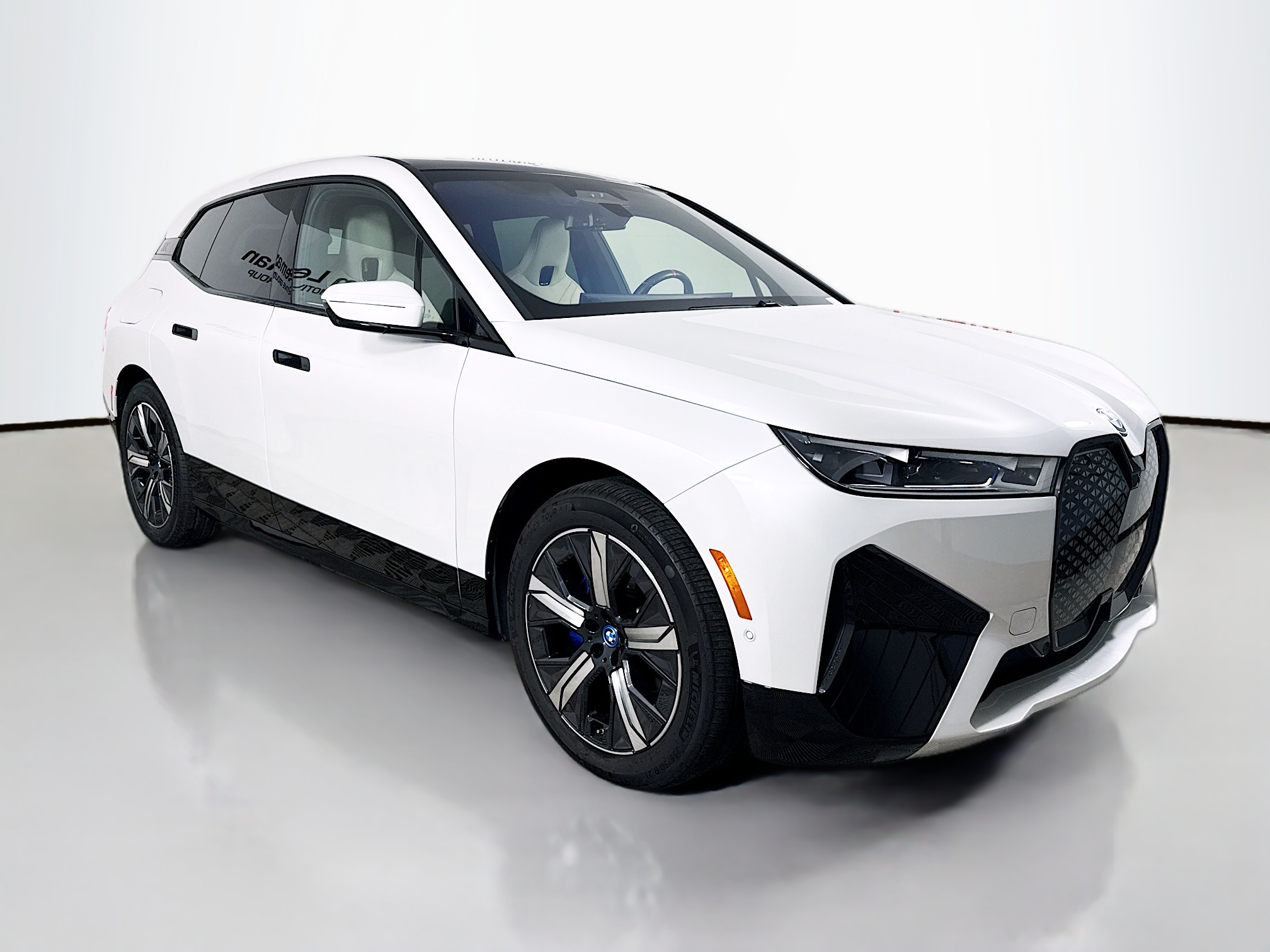 Pre-Owned 2025 BMW iX M60 4D Sport Utility in Peoria #BZ7337 | BMW