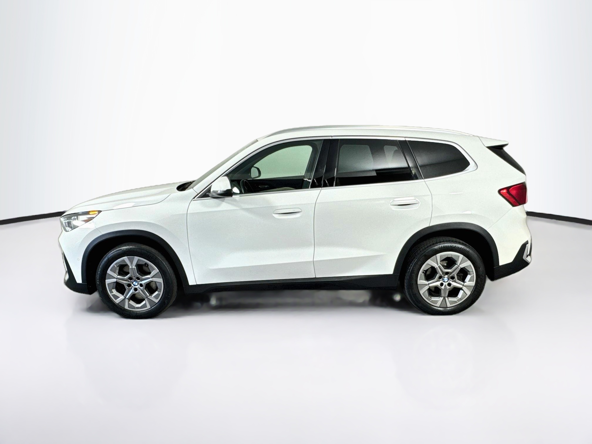 Pre-Owned 2023 BMW X1 xDrive28i 4D Sport Utility in West Roxbury
